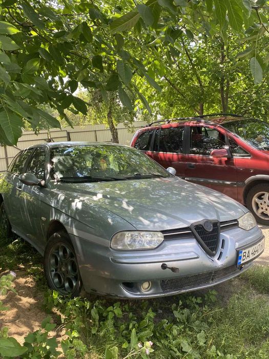 Авто Альфа Ромео 156