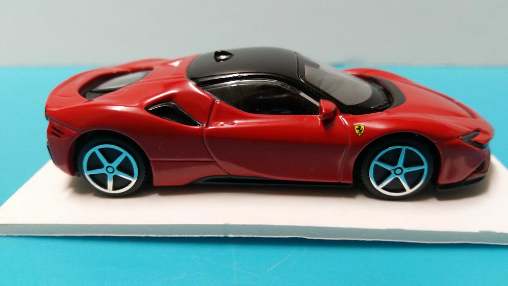 Ferrari SF90 Stradale (2019) - Miniatura à escala 1/43 da Bburago