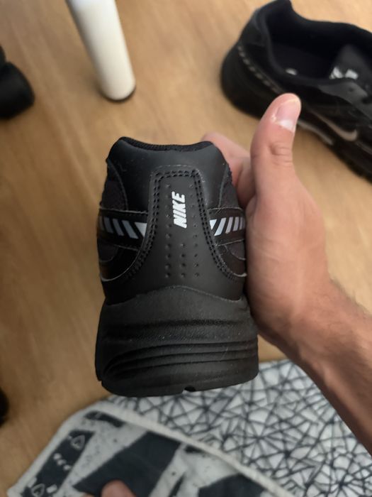 Ténis nike initiator pretos
