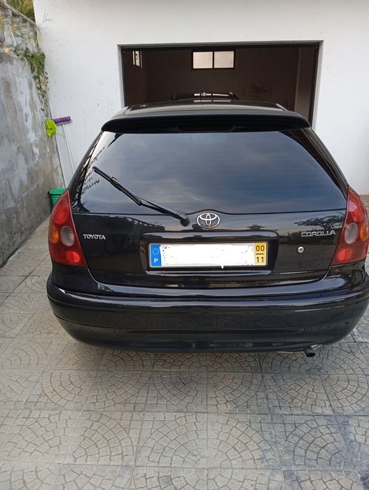 Toyota Corolla 1.9D em excelente estado geral