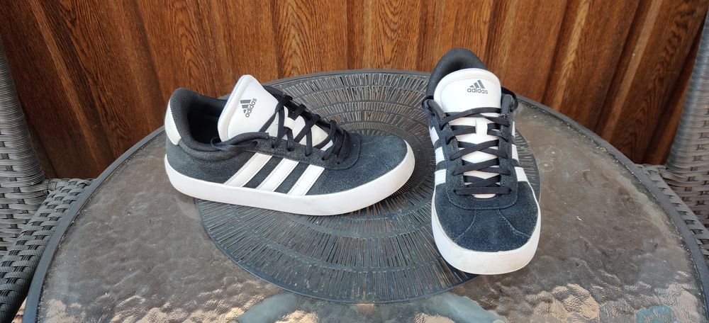 ADIDAS дитячі кросівки