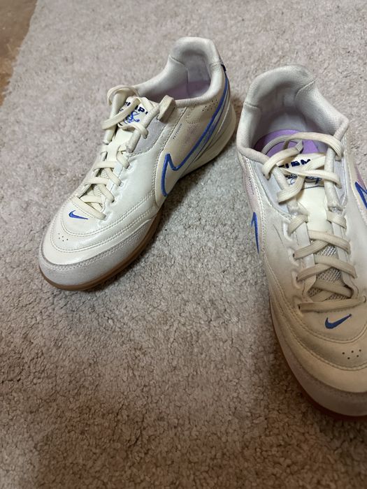 Tenis de futsal nike tiempo street gato