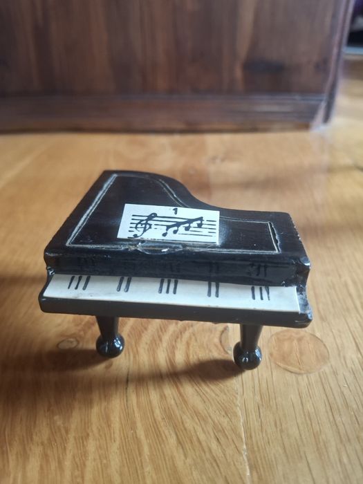 Koty figurki vintage z lat 80 PRL