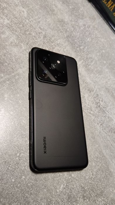 Смартфон Xiaomi 14 pro 256 gb