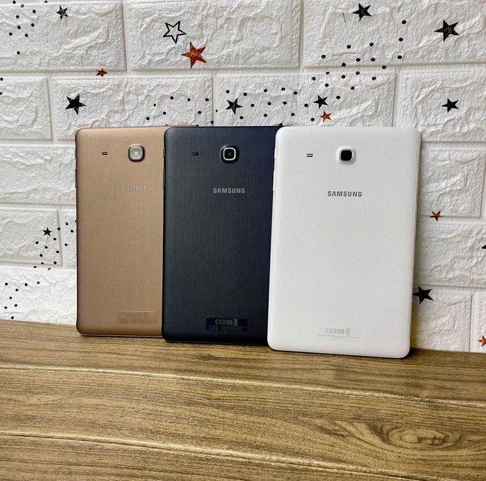 Планшет Samsung 10 дюймів