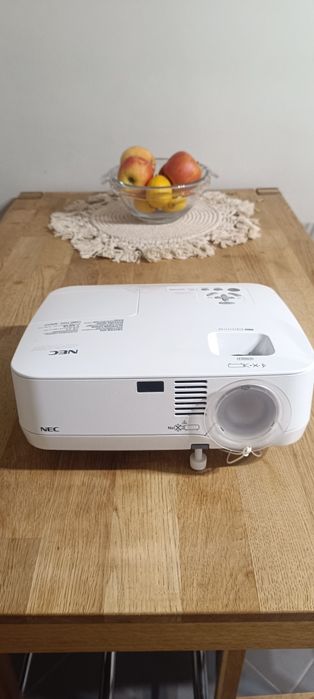 Projektor rzutnik nec np510w ładny stan ! Okazja!