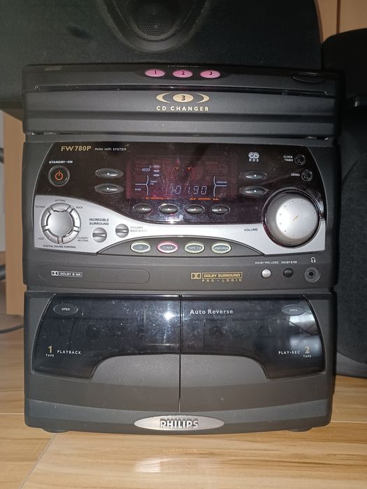 Aparelhagem Philips Dolby surround