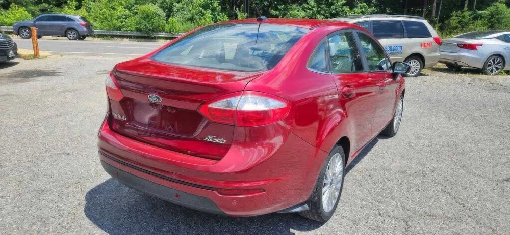 Ford Fiesta Titanium      2016