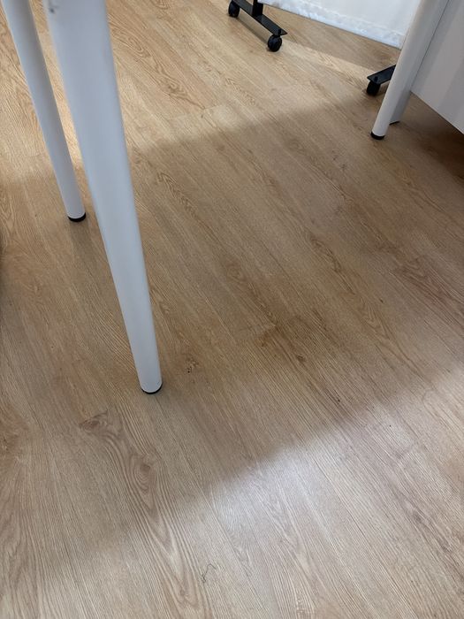 Mesa ikea bom estado