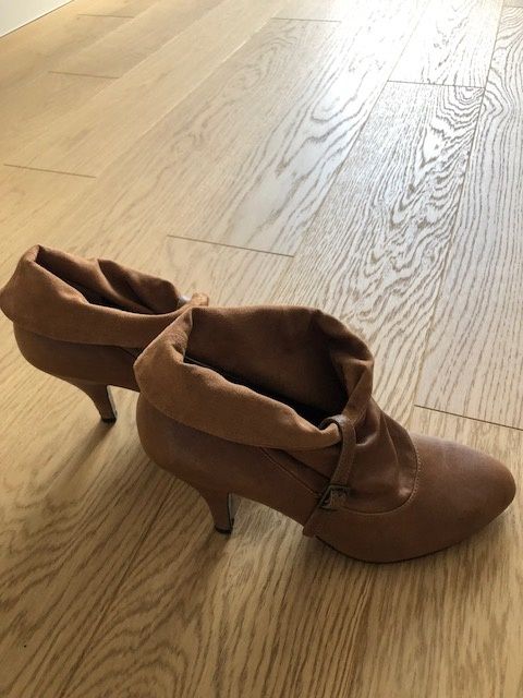 Botki brązowe Nine West rozmiar 37