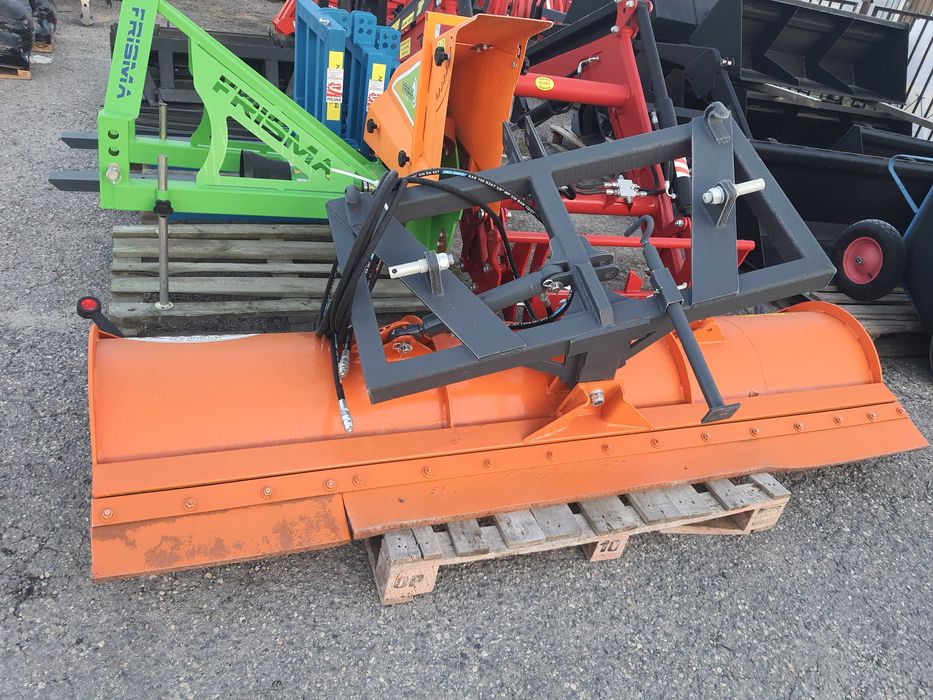 Pług do śniegu hydrauliczne sterowanie  2,5m