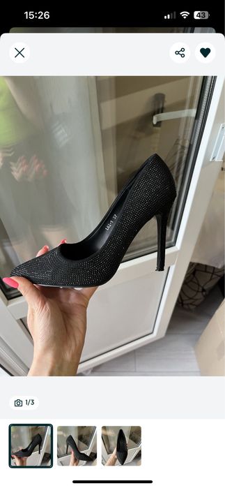 Чорні туфлі човники зі стразами