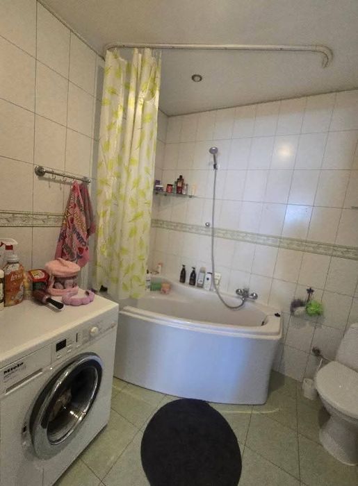 Продаж 3 кім квартири в Центрі