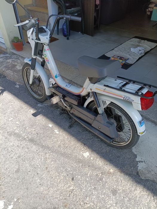 Mobilete Garelli impecável a andar bem mesmo nas subidas impecável