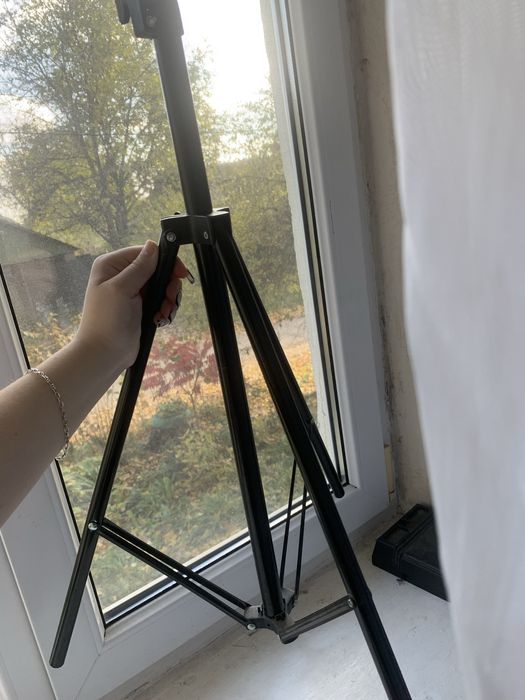 Продам штатив  почти новый