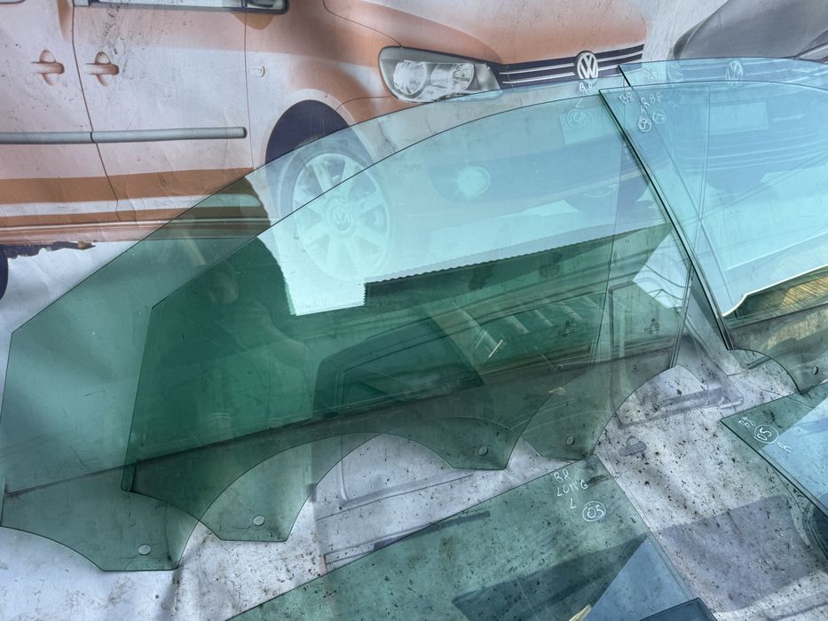 Скло дверей Passat b8 pasat стекло пасат б8 пассат