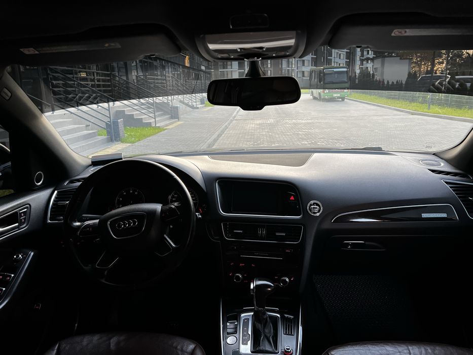 Audi Q5 , Ауді. Позашляховик