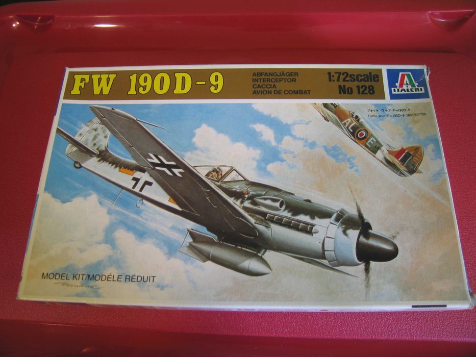 Kits de aviões de montar (edições anos 90)-itens 15 a 19 (total de 23)