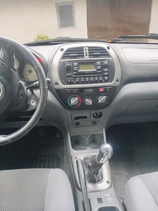 Sprzedam Toyota RAF 4