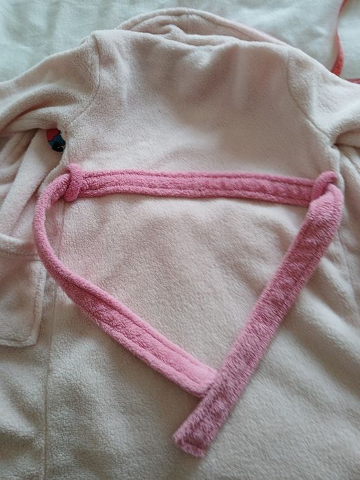 Szlafrok dziecięcy Disney. Rozmiar 86/92