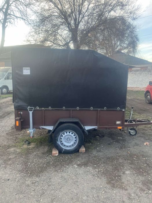 Причіп вантажний з тентом