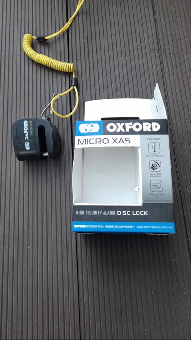 Scooter elétrica WayScral+2capacetes+capa+aloquete sonoro - Como novo!