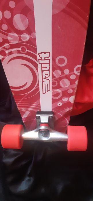 Longboard Vault  Cruiser 34'  .