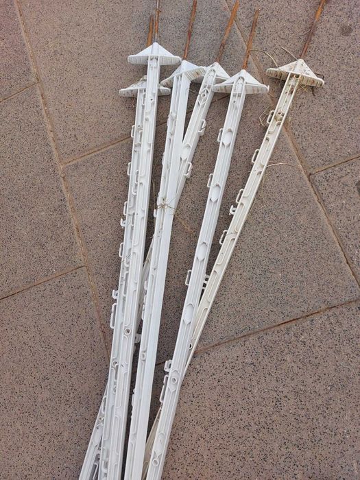 Paliki 156 cm  do ogrodzenia dla zwierząt