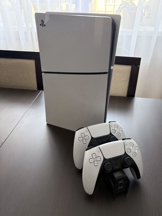 Sony Playstation 5 Slim  1 TB / NAPĘD /  EA FC 26