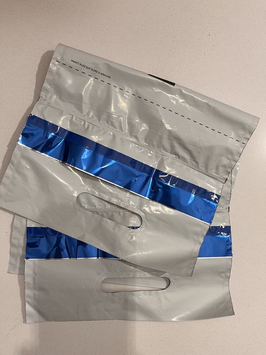 Nespresso - Máquina, Aerocino e Bonbonnière