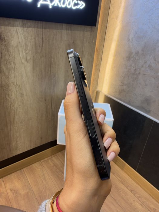 Used IPHONE 16Pro 256 Black Titanium Neverlock Костюшка,5 igrand