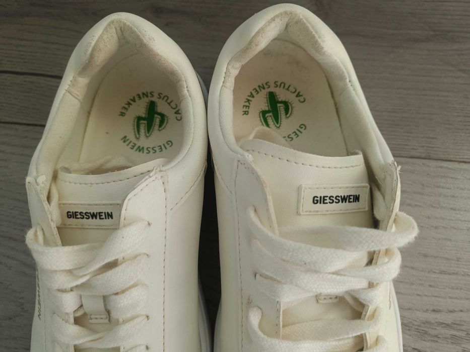Giesswein Cactus Sneakers: 880 . -      Olx