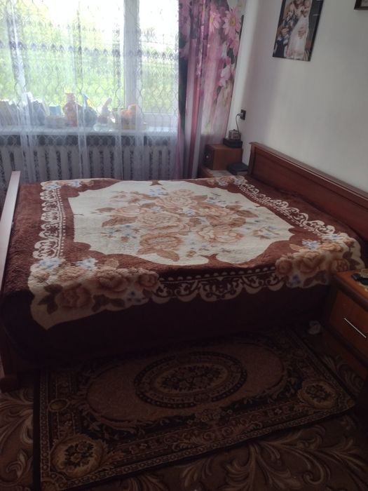 Продам кровать 160-200