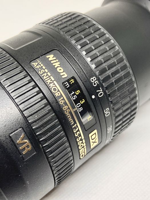 Nikkor 16-85 mm, обєктив для Nikon