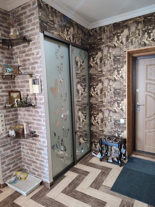 Продам 3-кімнатну квартиру