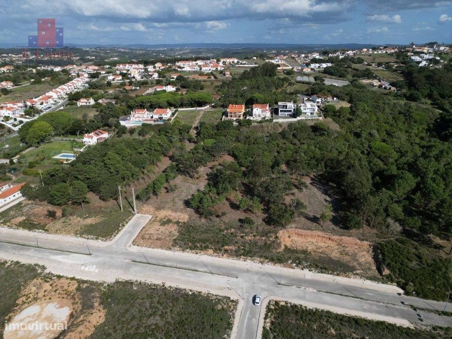 Country-style plot in Caldas da Rainha