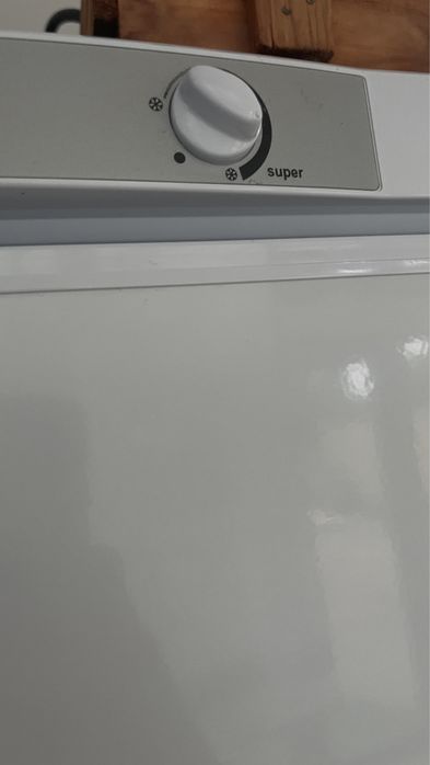 Морозильна камера Indesit No frost Sfr 167nf