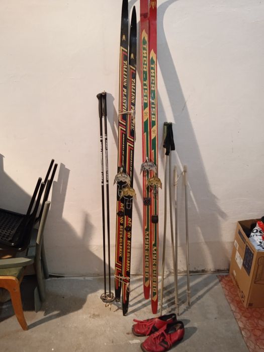 Продам лижі і палки