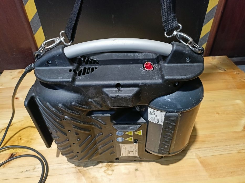 Kompresor bezolejowy, sprężarka bezolejowa warsztatowa 10bar