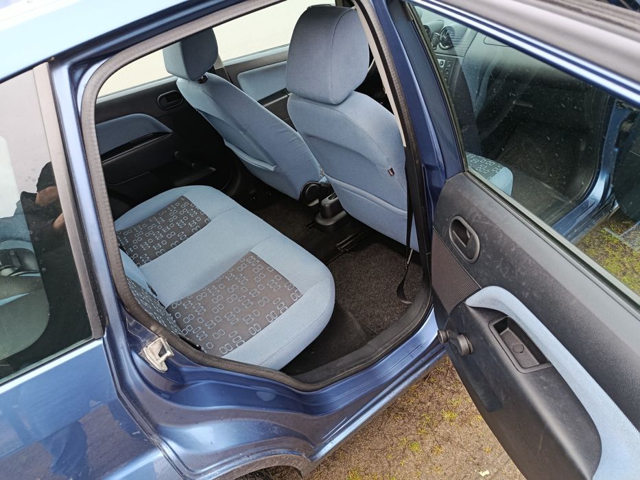 Ford Fiesta ładnie utrzymana , klima, zadbana