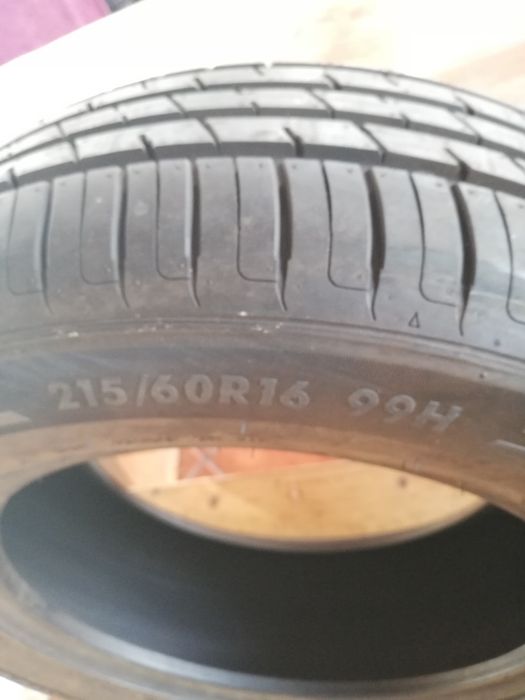 Pneu 215/60R16 99H novo