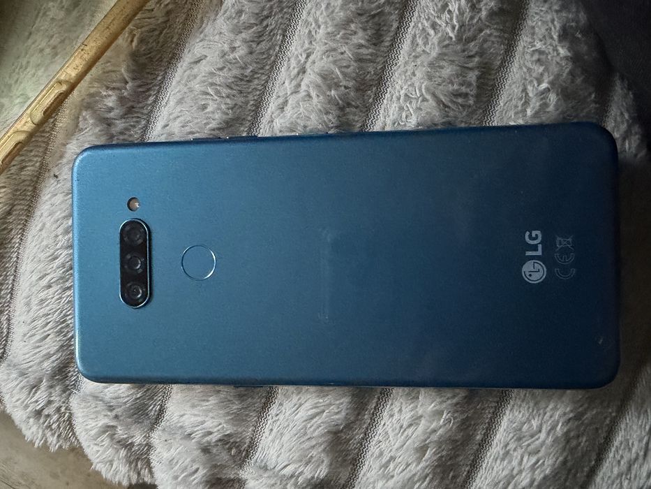 Sprzedam telefon lg k50s