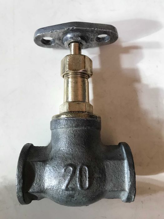 Вентили новые 15кч18п