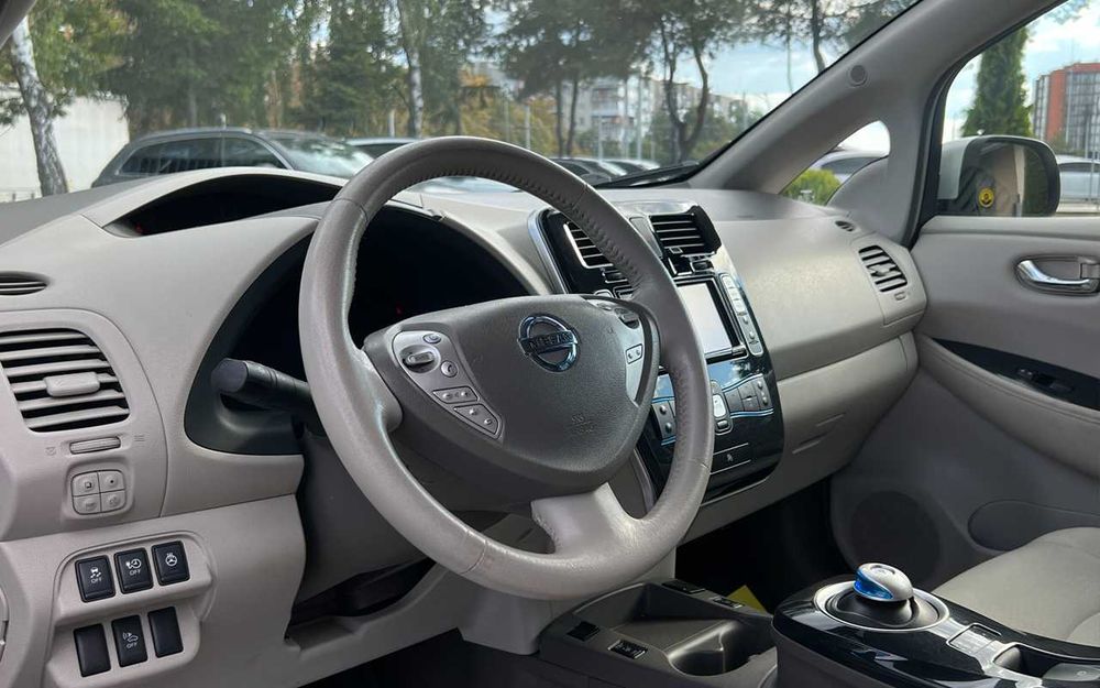 Nissan Leaf 2012