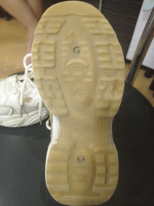 Дитяча обув, кросівки