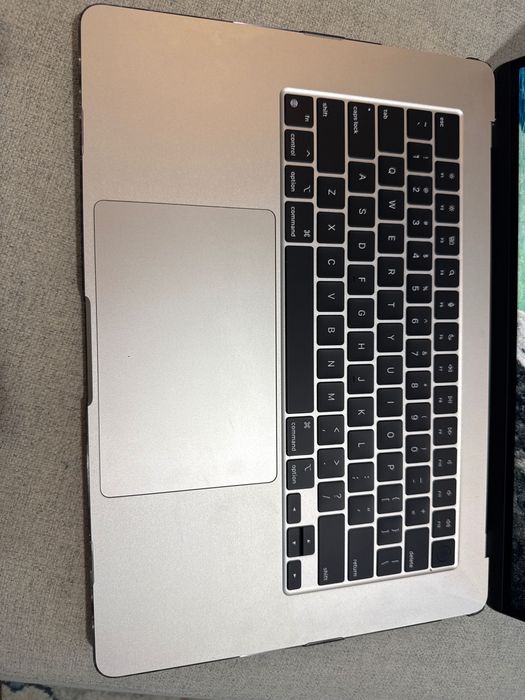 MacBook, como novo..