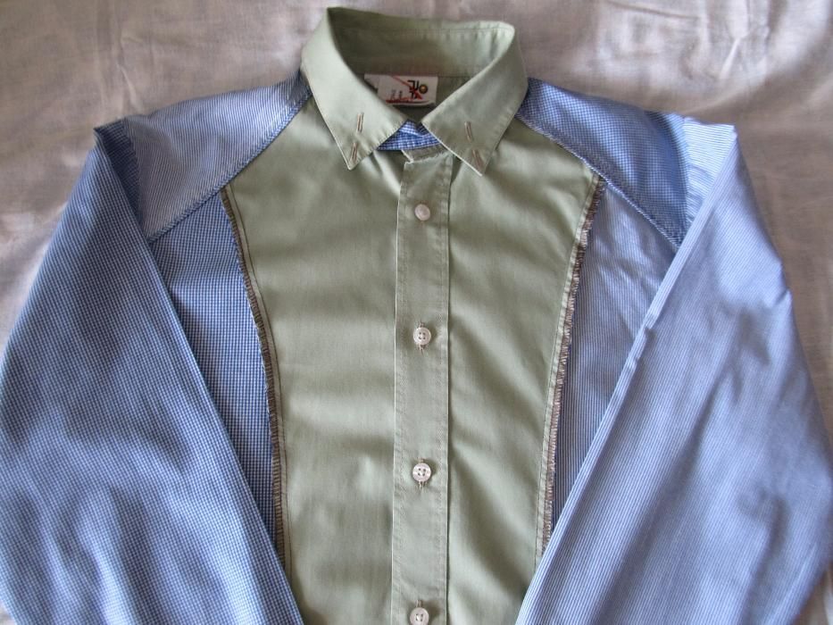 Продам рубашку на мальчика- подростка RAYGUN цвет бежевый + клетка