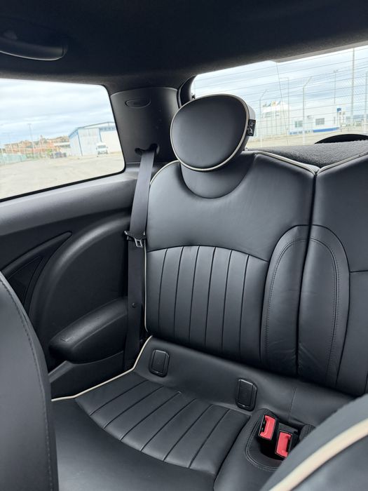 Mini Cooper S John Cooper Works | Edição Especial | 211cv