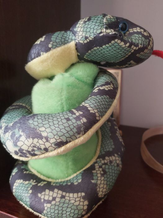 Продам копилку змея.