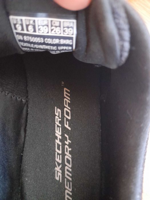 Buty sportowe Skechers r.39